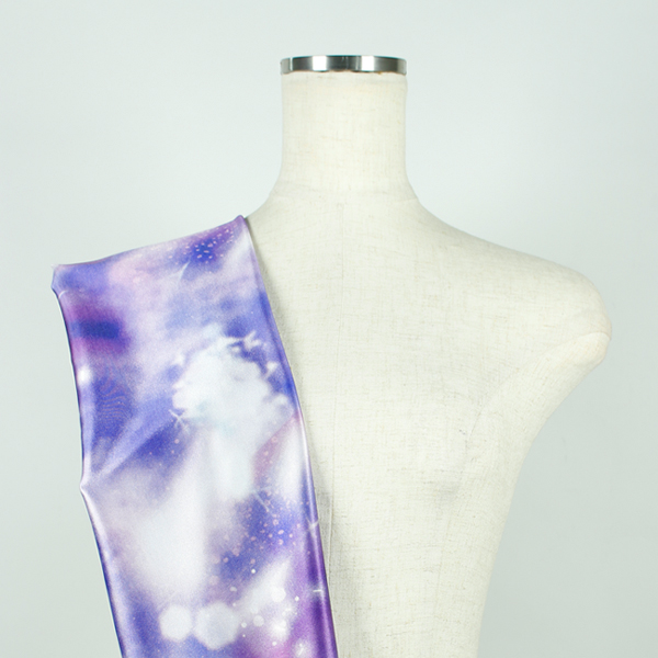 C0679　紫ベース宇宙柄生地